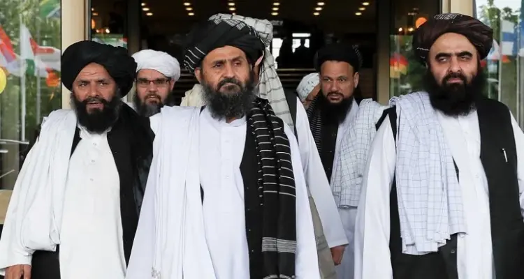 اتفاق هو الأول بين طالبان والحكومة الأفغانية تزامناً مع انسحاب التحالف.. وهذه أبرز بنوده: أخبار