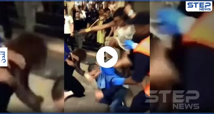 بالفيديو||بلباسٍ قصير.. امرأتين مخمورتين متحولتين جنسياً تركلان مراهقاً داخل مترو أنفاق في لندن: أخبار