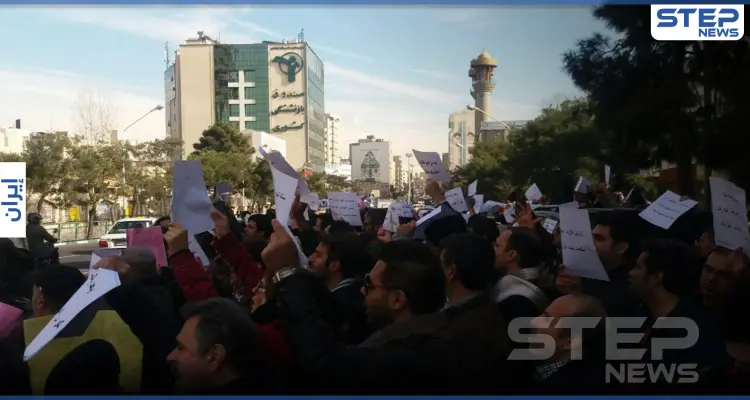 بالفيديو || "الموت لروحاني".. احتجاجات غاضبة في العاصمة طهران بسبب خسائر البورصة: أخبار