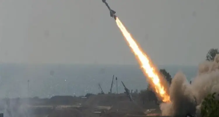 التحالف العربي يُعلن اعتراض وتدمير صاروخ باليستي أطلقه الحوثيون تجاه السعودية: أخبار