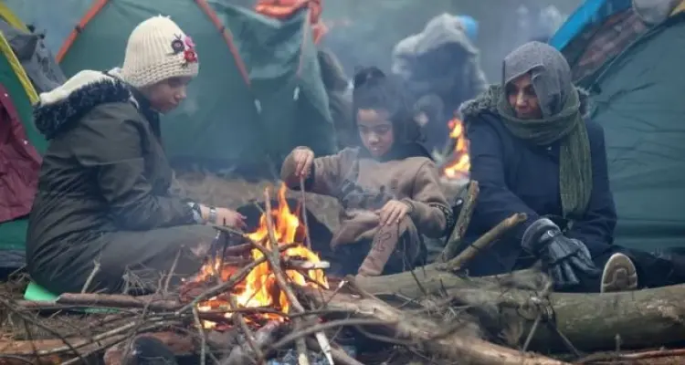 الإليزيه: لا توافق بين ماكرون وبوتين حول أزمة المهاجرين.. واتصالات ألمانية بيلا روسية بشأنها: أخبار