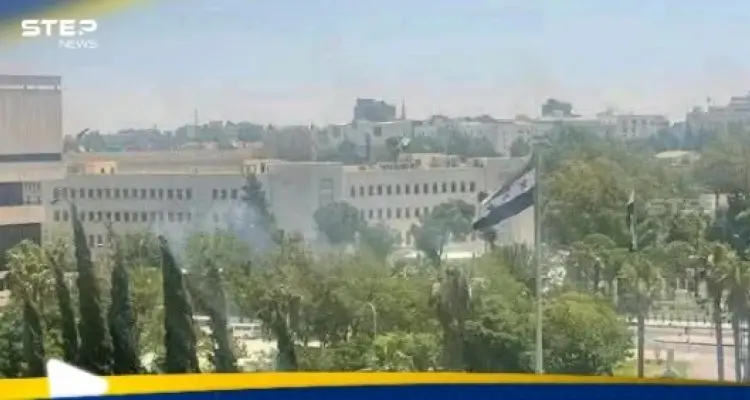 بعد التحذير.. الجيش الإسرائيلي يشن هجوما على مقر أركان الجيش السوري بدمشق: أخبار