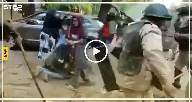 بالفيديو|| فتياتٌ هندياتٌ يتصدّينَ ببسالة لعناصر أمنٍ يعتدون على طالب جامعي: أخبار