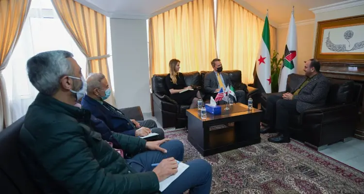 تتعلق بالأسد.. نصر الحريري يكشف ما طلبه الائتلاف من مسؤولين بالخارجية الأمريكية: أخبار