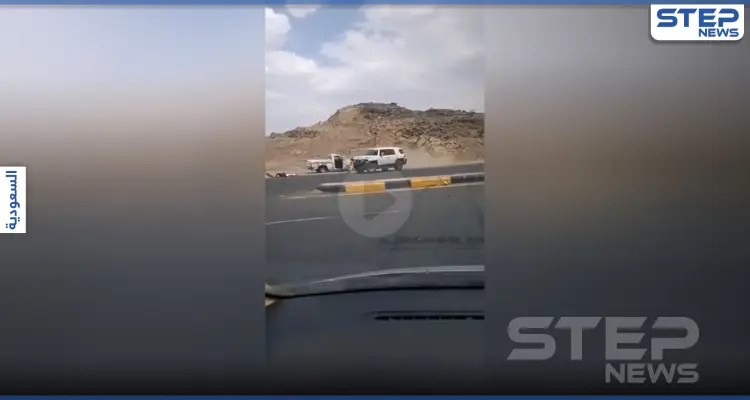بالفيديو|| مطاردة هوليوودية وتصادم سيارات ينتهي بمشاجرة في السعودية: أخبار