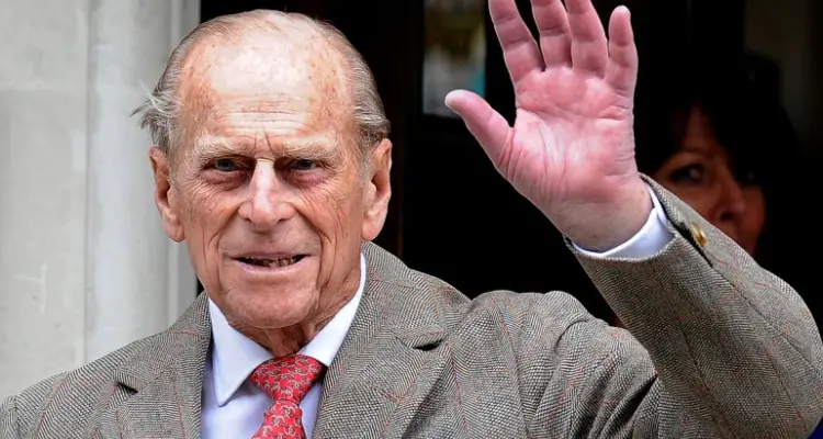 شاهد كيف كرّمت بريطانيا الأمير الراحل فيليب (صور): أخبار