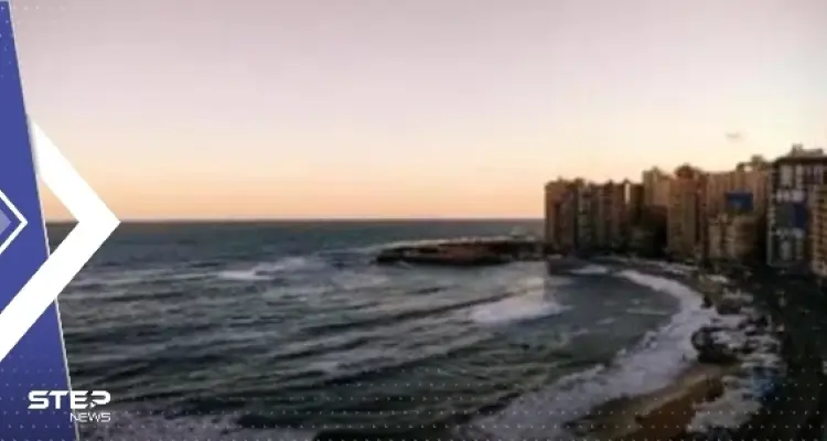 بالفيديو|| "رعب" في مصر بعد تحول لون مياه البحر للأسود عقب زلزال تركيا المدمر: أخبار