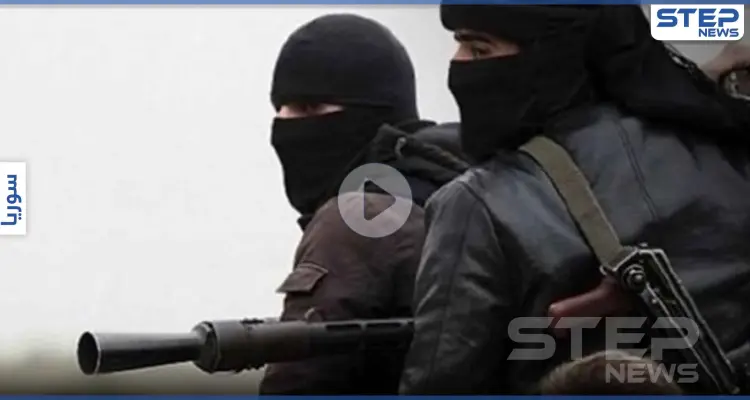 فيديو  لعصابة تقطع إصبع مخطوف من إدلب وتطالب ذويه بنصف مليون دولار (فيديو): أخبار