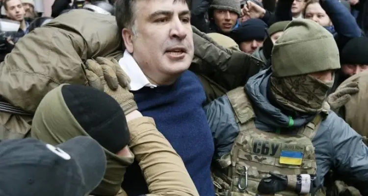 اعتقال الرئيس السابق إراكلي غاريباشفيلي بعد عودته من منفى 8 سنوات للمشاركة بالانتخابات ببلاده: أخبار