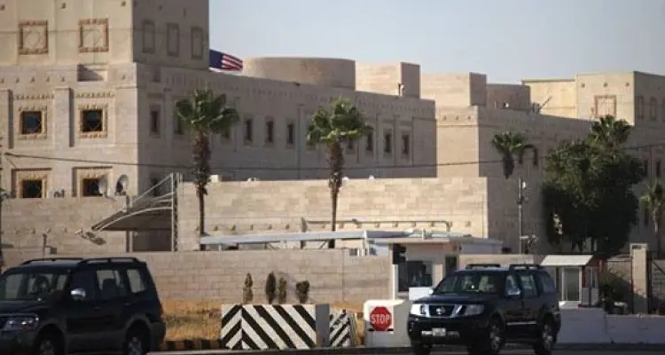 السفارة الأمريكية بالأردن تتوعّد التجار بـ "عقوبات ولوائح سوداء" بحال تعاملوا مع الأسد مجددًا: أخبار