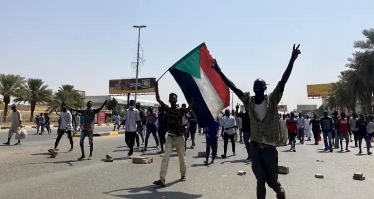 الخارجية السودانية: السفراء الرافضين للانقلاب العسكري ممثلون شرعيون لحكومة البلاد وقرارات البرهان غير شرعية: أخبار