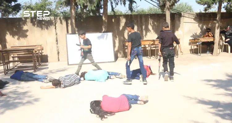 مسرحية "إرهاب الأطفال" وانشطة تعليمية وترفيهية لطلاب مدرسة الضهر بريف إدلب: أخبار