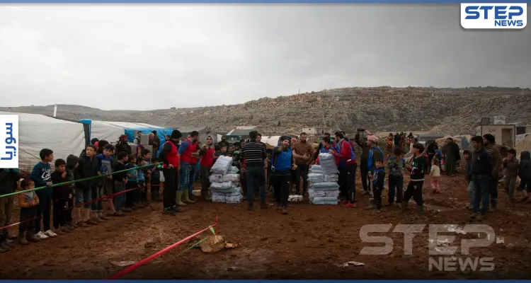 مبادرة سنشد عضك بأخيك محاكاة لواقع نازحي مخيمات الشمال السوري: أخبار