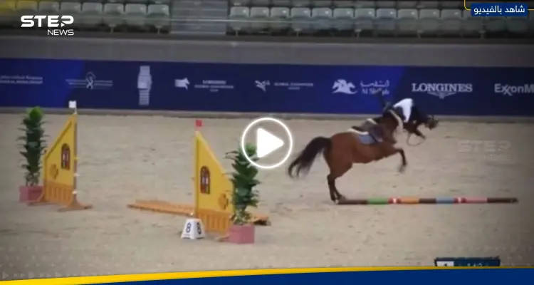 شاهد|| لحظة سقوط نجل أمير قطر من على ظهر جواده أثناء مشاركته ببطولة عالمية: أخبار