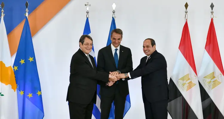 خلال قمة ثلاثية.. الرئيس المصري يتحدث عن اتفاقية هامة مع قبرص واليونان: أخبار