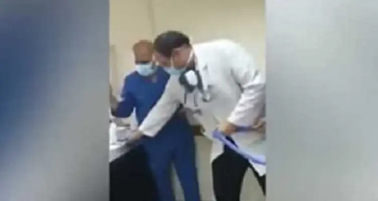 مصر: جامعة عين شمس تكشف مصير طبيب "السجود للكلب" بعد الحكم بحبسه عامين: أخبار