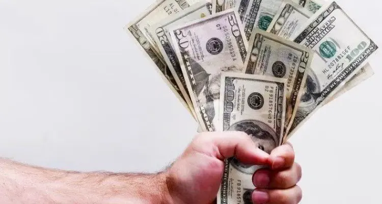 قائمة بـ أكثر الفنانين العرب ثراءً.. أغناهم فنان مصري: أخبار