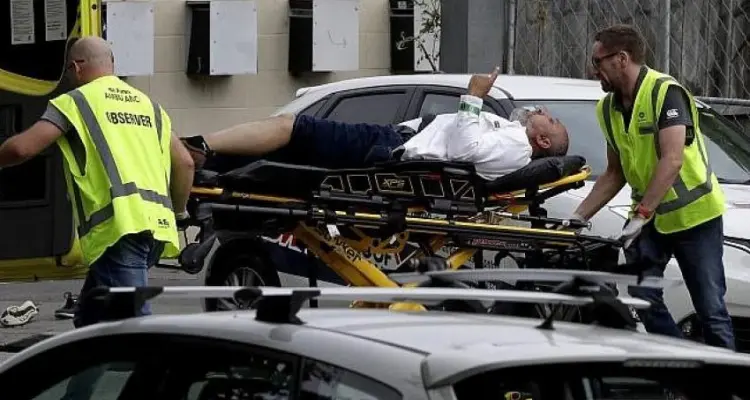 مسلّح متطرف يُهاجم مسجدين في نيوزيلندا ويوقع 40 قتيلاً: أخبار