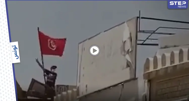 بالفيديو || احتجاجات تونس.. أحد أنصار "النهضة" يرمي متظاهر من سطح مقرها بالقيروان: أخبار