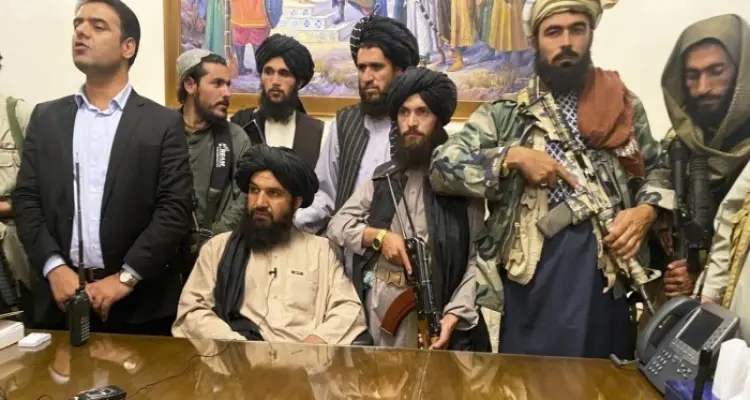 طالبان تُعيّن عدداً من الوزراء الجدد ورئيساً للمخابرات ومصادر تكشف عن مجلس لقيادة أفغانستان: أخبار