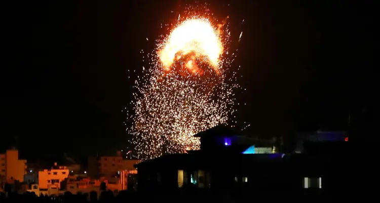 مسؤول إسرائيلي كبير يتوقع عدد الصواريخ التي ستناهل على تل أبيب في حال اندلاع نزاع مسلح مع حزب الله: أخبار