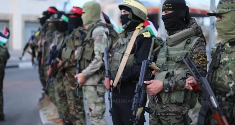 الفصائل الفلسطينية تهدد إسرائيل بما لا يحمد عقباه والأسرى يتخذون خطوات تصعيدية بالسجون: أخبار