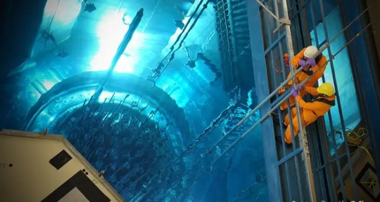 دولة أوروبية توقف تشغيل مفاعل نووي بسبب تسرب مادة خطيرة نتيجة اجتياح الفيضانات لأراضيها: أخبار