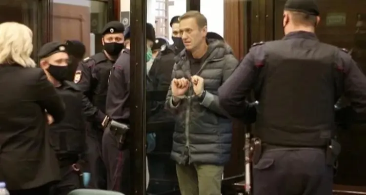 محكمة روسية تدين المعارض الروسي أليكسي نافالني بقضية جديدة: أخبار