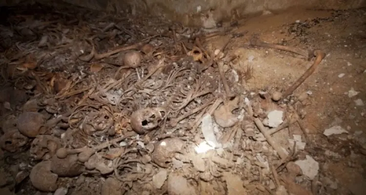 ميليشيا الفرقة التاسعة تعثر على مقبرة جماعية قرب اللواء 34 بدرعا، فلمن تعود الجثث!!: أخبار