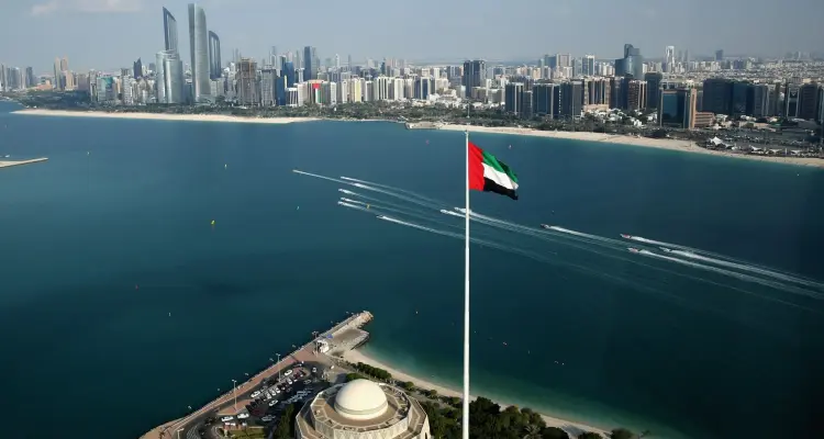 يقر الزواج المدني.. أبو ظبي تُصدر قانوناً ينظّم الأحوال الشخصية لغير المسلمين: أخبار