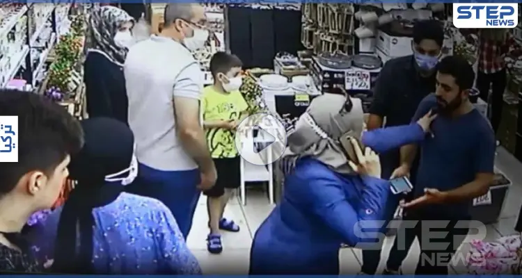 بالفيديو|| لاجئة سورية تتعرض للضرب من أتراك في إسطنبول: أخبار