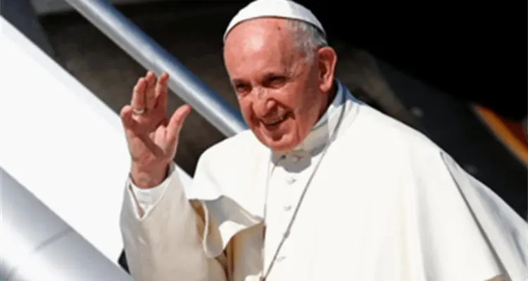"أزور العراق كرسول سلام".. بابا الفاتيكان يغادر روما متوجهاً إلى بغداد في أول زيارة من نوعها إلى العراق: أخبار