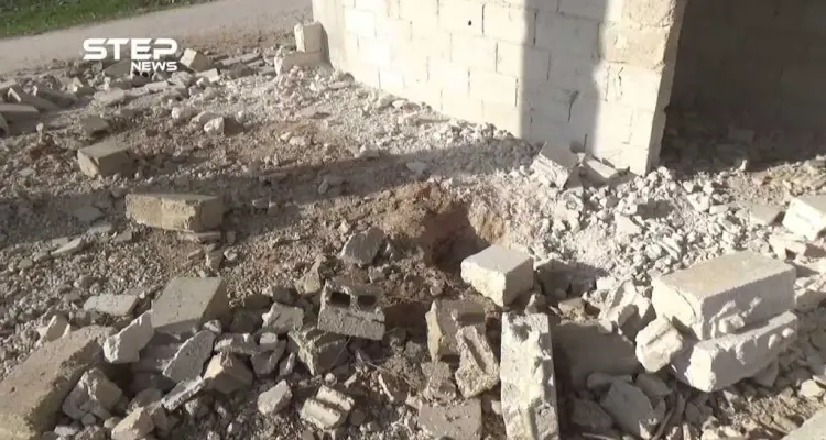 إصابات بقصف مسجد شمالي حماة، والنظام يُروّج الأكاذيب: أخبار