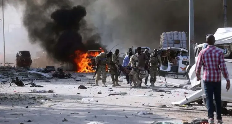 يومٌ دموي بالصومال و"حركة الشباب" تصعّد وتتبنى انفجاراتٍ أوقعت قتلى وجرحى: أخبار