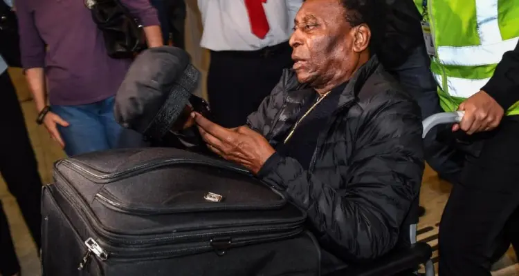 نقل أسطورة كرة القدم البرازيلية بيليه إلى العناية المركزة.. والكشف عن حالته الصحية: أخبار