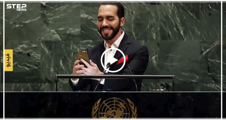 بالفيديو: رئيس يلتقط "سيلفي" على منصة الأمم المتحدة قائلاً: يجب أن أوثق هذه اللحظة!: أخبار