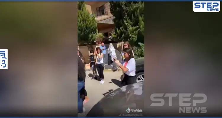 بالفيديو||"على وحدة ونص" رقص وسط الشارع لطالبات الثانوية في الأردن يثير ضجة: أخبار