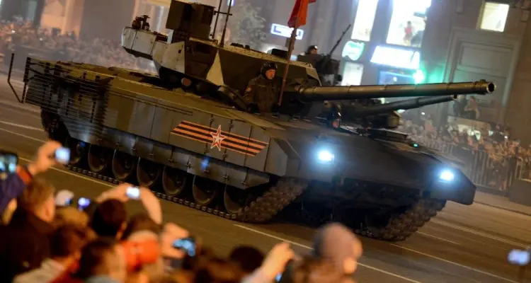 دبابة أرماتا الروسية.. قُدمت على أنّها الدبابة الأقوى في العالم فما السبب؟: أخبار