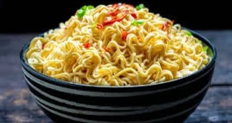 طريقة عمل نودلز بثلاث طرق سريعه وسهلة: أخبار