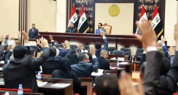 قادة الكتل السياسية العراقية يطلبون حل البرلمان: أخبار