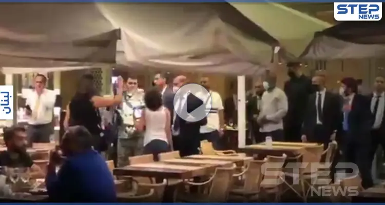 بالفيديو|| محتجون في لبنان يطردون وفداً عراقياً خلال مأدبة عشاء مع مسؤولين لبنانيين في بيروت: أخبار
