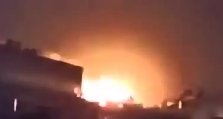 بالفيديو|| انفجار مستودع سلاح لحركة حماس في قبو مسجد ضمن مخيم برج الشمالي بمدينة صور اللبنانية: أخبار