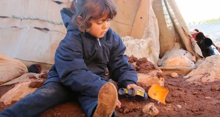 عائلة "أبو جاسم" وضع إنساني متفاقم، وغياب للمنظمات الإنسانيّة بريف حلب!!: أخبار