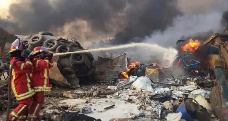 بالفيديو|| انفجار معمل ببرج البراجنة في الضاحية الجنوبية ببيروت يخلف 3 قتلى وجريح: أخبار