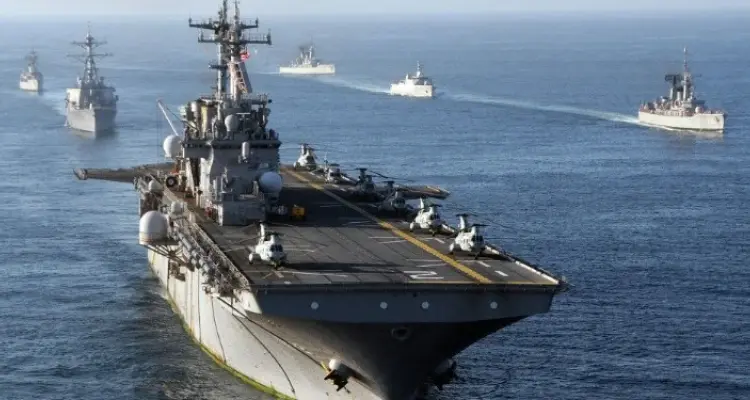 مجموعة سفن أمريكية وحاملة طائرات تدخل مياة البحر المتوسط تزامناً مع نشاط للطيران الأمريكي: أخبار