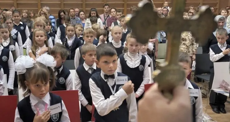 روسيا.. مراهق يفجر نفسه في مدرسة أرثوذكسية وسط موسكو: أخبار