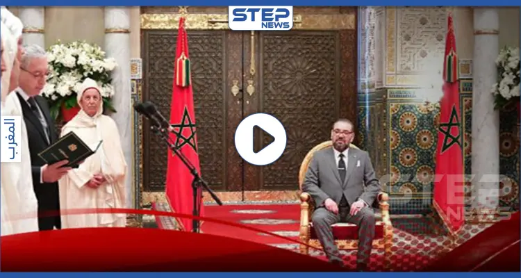 بالفيديو|| "كورونا" فعل ما لم يستطع أحد فِعله.. إلغاء بروتوكول تقبيل اليد الملكية في المغرب: أخبار