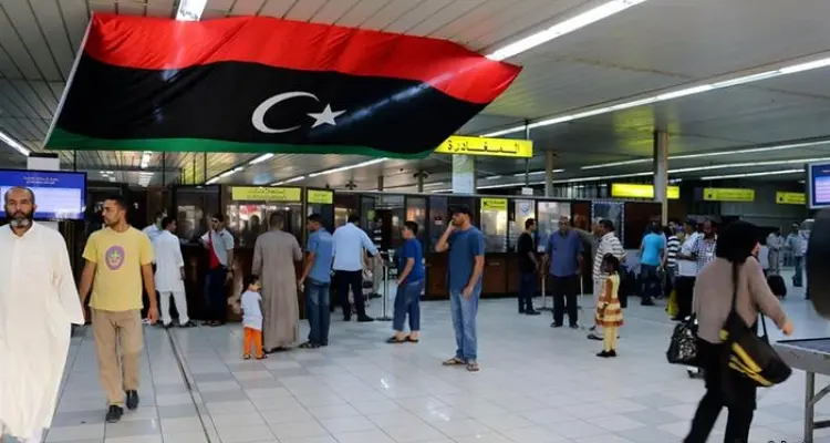 بعد إعلانها انهيار المنظومة الصحية.. ليبيا تغلق حدودها البرية والجوية مع تونس: أخبار