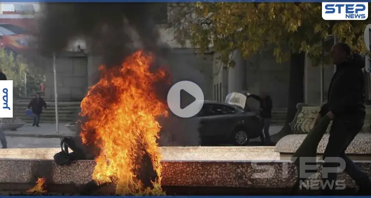 بالفيديو|| رجل مصري يشعل النار بنفسه في ميدان التحرير ببث مباشر: أخبار