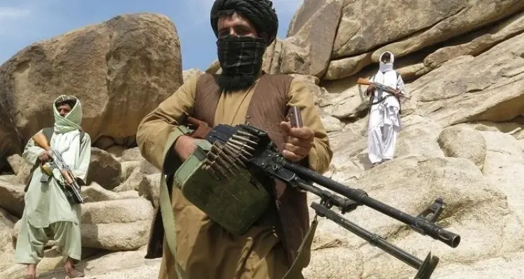 طالبان على مشارف استعادة السيطرة على أفغانستان بعد 20 عاماً وفرار قوات الحكومة إلى بلد مجاور: أخبار